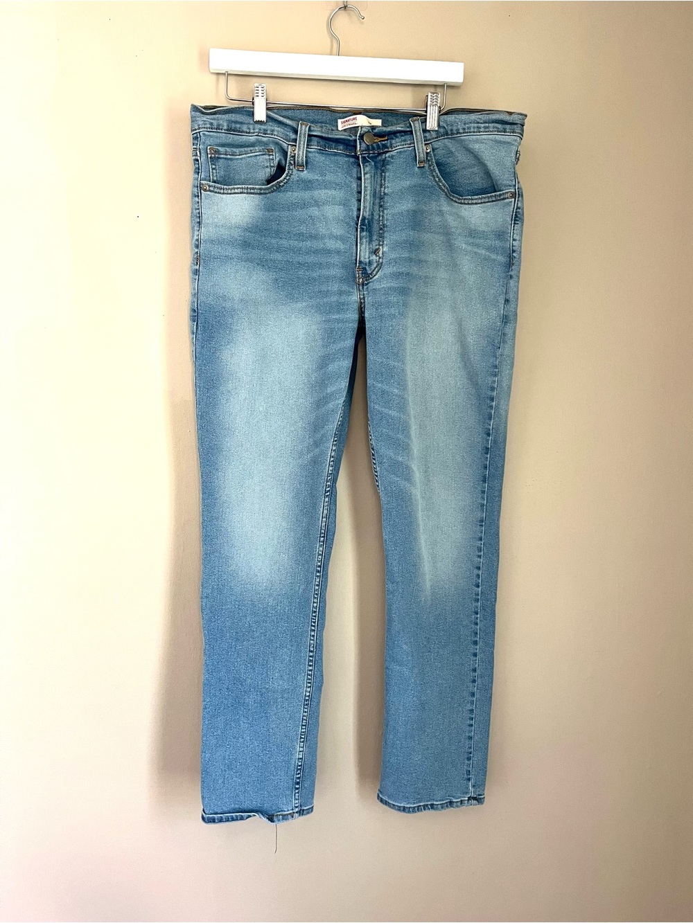 Levi's Slim Straight Signature Men's Jeans in Medium Blue Wash - Picture 10 of 10